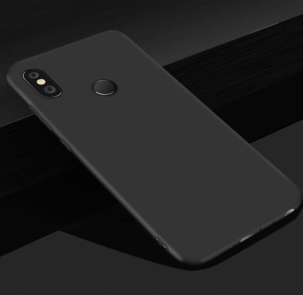 Xiaomi Mi A2 Lite Ultratunn Silikonskal