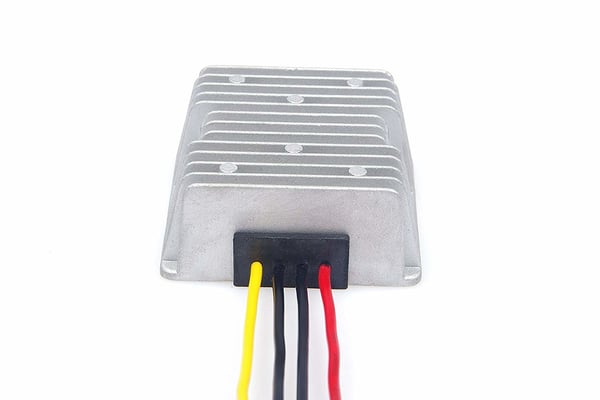 6V til 12V konverter 10A 120W til Car Boat Mobben