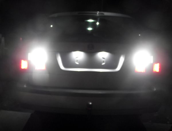 T15 W16W 921 912 906 peruutusvalo LED m 18kpl 3020smd siru 6000K, 2kpl.