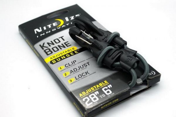 NITE IZE KNOT BONE ADJUSTABLE BUNGEE karbiner med elastisk cord