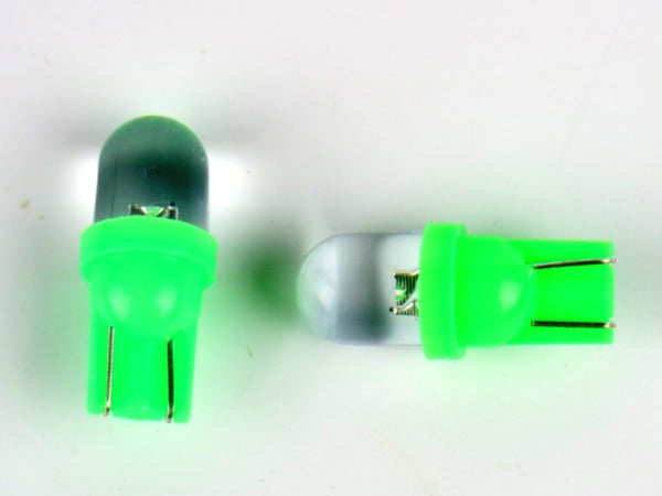 T10 w5w vihreät LED-polttimot yhdellä Flux-sirulla, 12 V DC, 2 kpl pakkaus.