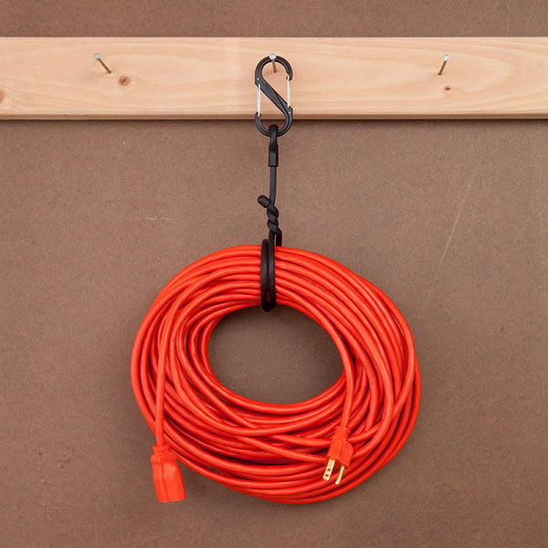 gummerad böjbar vajer med s-karbin , NITE IZE GEAR TIE CLIPPABKLE TWIST TIE 24"
