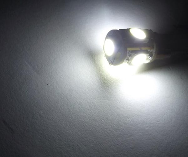 T10 w5w 6000k vit LED-lampa med 5 st. 5050SMD chip, 4-pack.