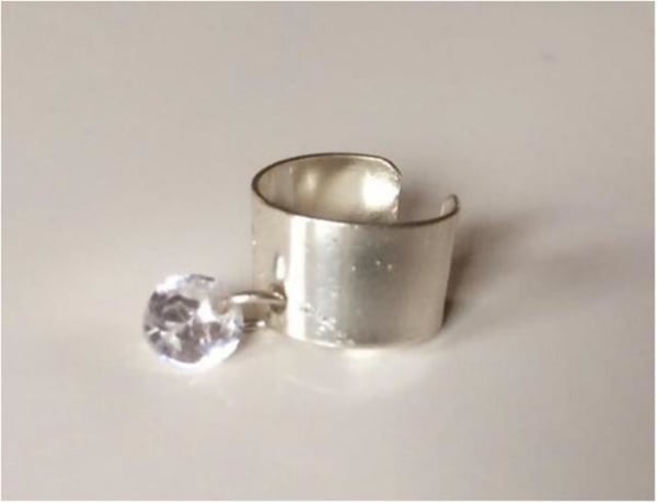 Silver Earcuff Ear Cuff Örhänge med Hängande Vit Rhinestone