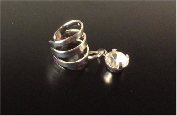 Silver Earcuff Ear Cuff Örhänge med Hängade Vit Rhinestone