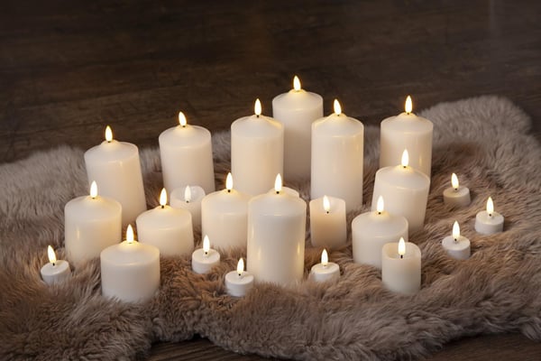 LED-PAKKIKYNTTILÄ 2 KPL FLAMME
