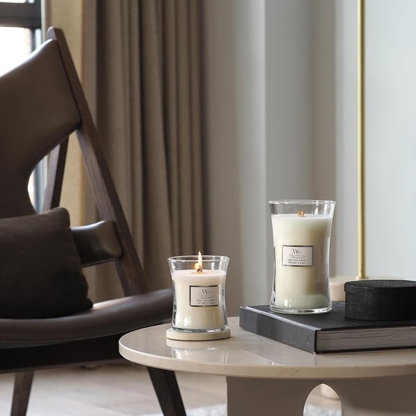 WoodWick Medium - White Tea & Jasmine