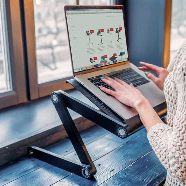 Wonder Worker, Nobel - Laptopbord