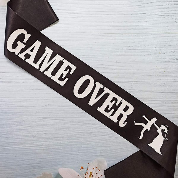 Bånd for utdrikningslag - Game Over