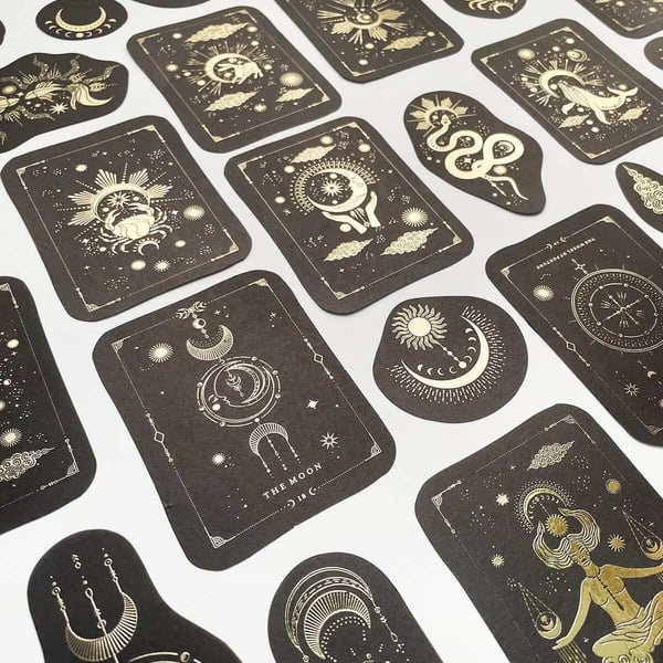 Tarrat - Tarot-kortit - kulta ja musta - 40 kpl