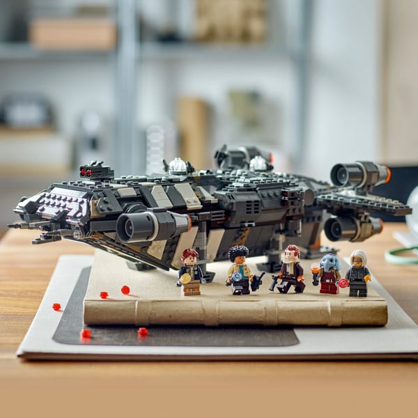 LEGO® Star Wars™ The Onyx Cinder 75374