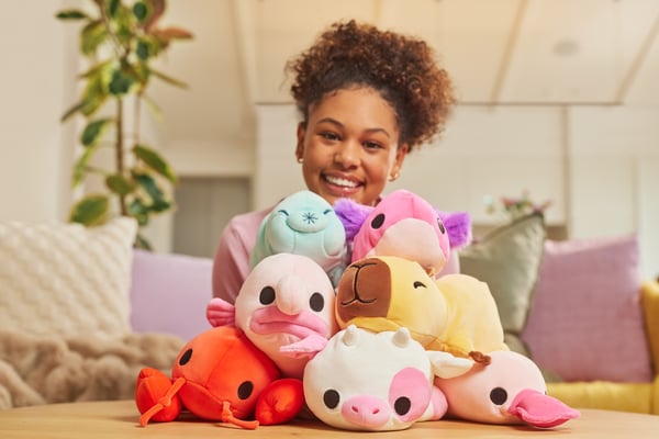 Hug A Lumps Small Clover Cow