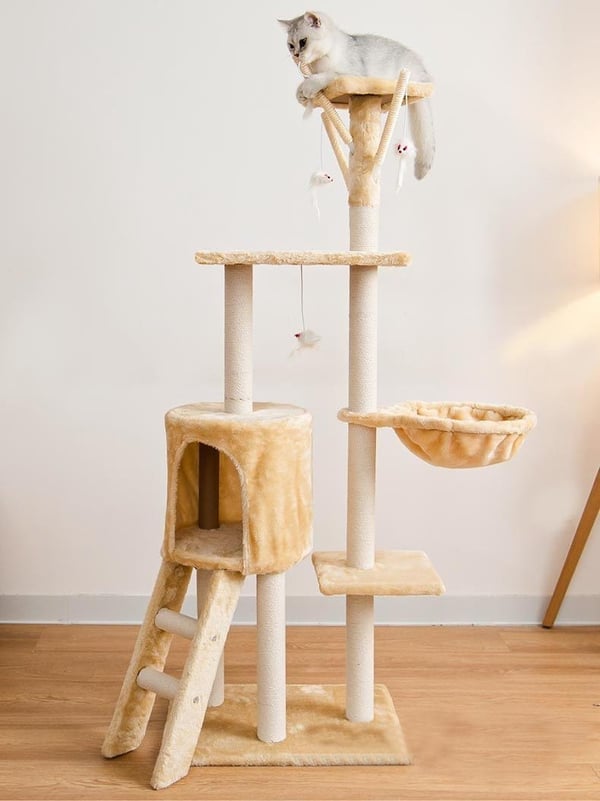 Kattetre - 138cm - Ripestolper - Ripemøbler