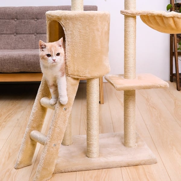 Kattetre - 138cm - Ripestolper - Ripemøbler