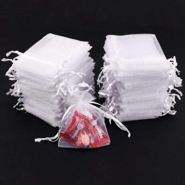 100 Organza poser, 9 x 7cm - Håndsyet