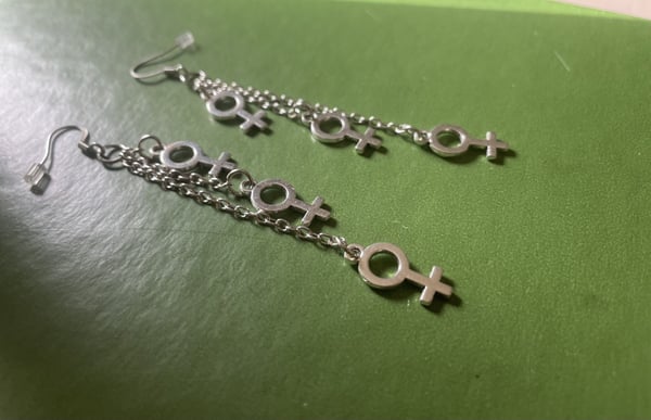 Örhängen Feminist Venus Silver/Svart Kvinnosymbol Feminism