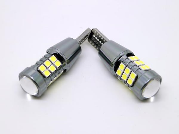 T15 W16W 921 912 906 peruutusvalo, Led 800 lumen, 27x siru 6000K, 2kpl.