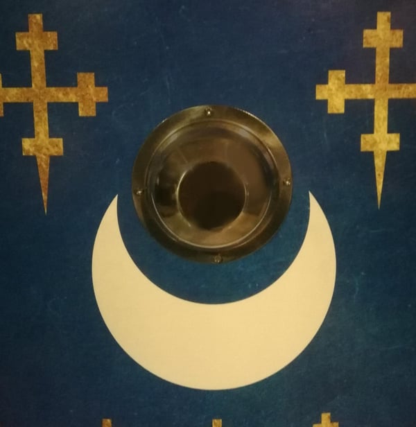 Wooden Cross Holy Knight Scottish Shield SWE150