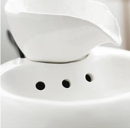 White Water Fountain / Drinking Fountain For Pets - Keramikk
