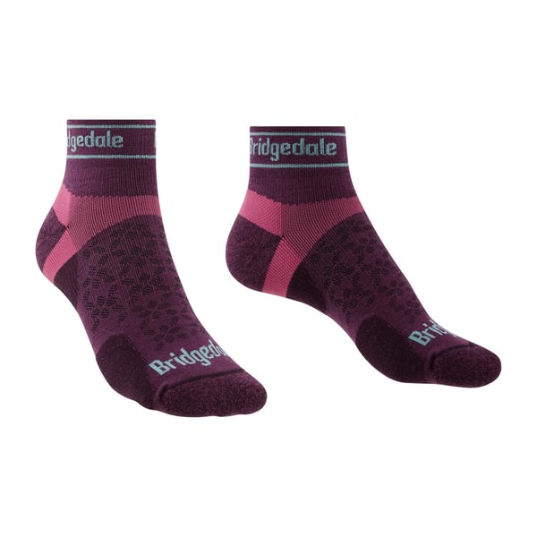 BRIDGEDALE WOMENS TRAIL RUN ULTRA LIGHT T2 MERINO Cerise, Löparstrumpa merinoull