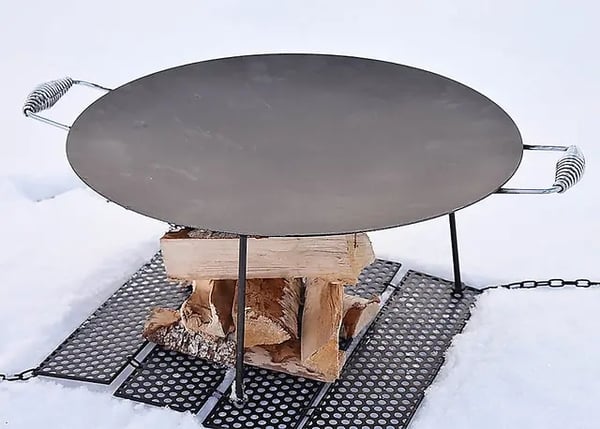 HÄLLMARK ELDGALLER 44 x 44 cm, eldgaller snö, eldunderlag snö, grillunderlag snö