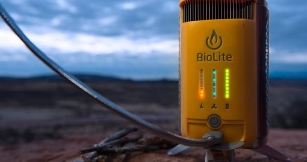 BIOLITE CAMPSTOVE 2+ CSC0200, biolite vedkök med inbyggd powerbank