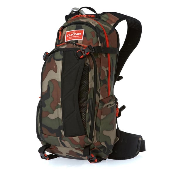 DAKINE NOMAD PACK 18L + HYDRAPAK 3L, downhillryggsäck med vätskeblåsa
