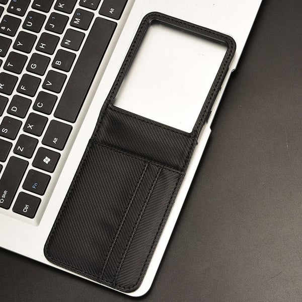 SKALO Motorola Razr 60 Ultra 5G PU-læder Flip Kortholder Cover - Sort