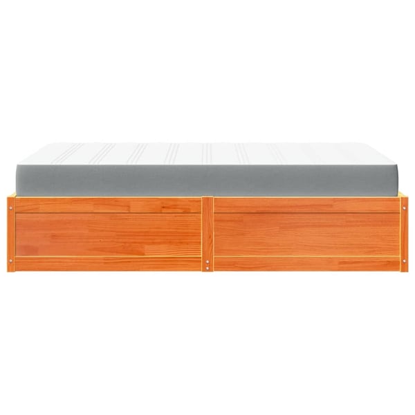 vidaXL seng med madras 140x190 cm massivt fyrretræ gyldenbrun