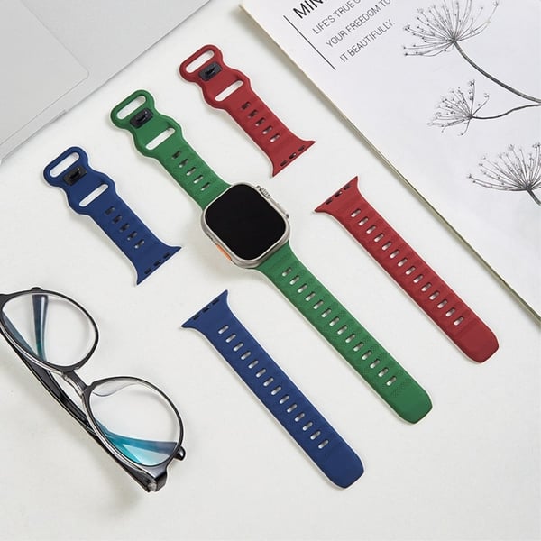 Apple Watch Series 9 41 mm silikonrem - Lyserosa