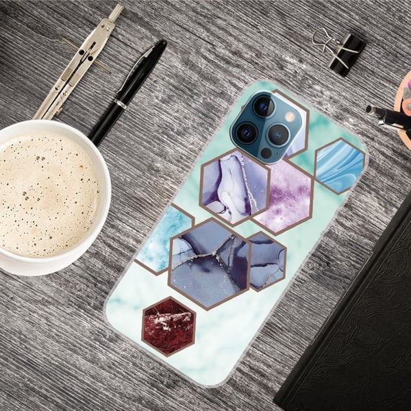 Marble iPhone 15 Pro Etui - Sekskant Fragmenter i Sky Blå