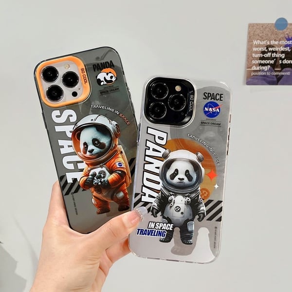 PCTPU iPhone 15 Pro-etui med fargerikt mønsterutskrift Stilig støtsikkert og slitesterkt - Oransje Panda