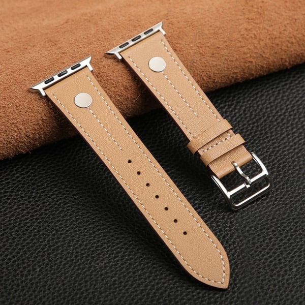 Apple Watch Series 41mm / 40mm / 38mm Rivet Decor Watch Band Genuine Cow Leather Strap - Lys Gul
