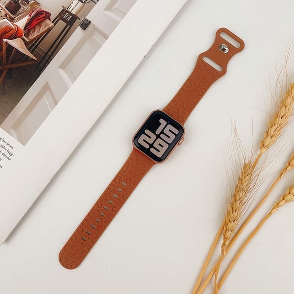 Apple Watch Series 49mm - 45mm - 44mm - 42mm Universal fleksibel klokkerem med leopardmønster - Solbrun