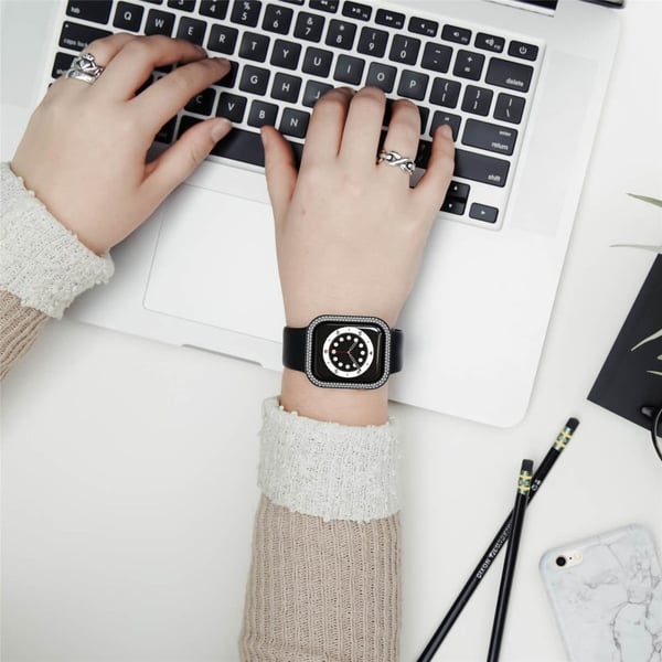 Apple Watch Serie 4 / 5 / 6 / SE / SE (2022) / SE (2023) 44mm Rhinestone Decor Zinc Alloy Watch Case - Svart