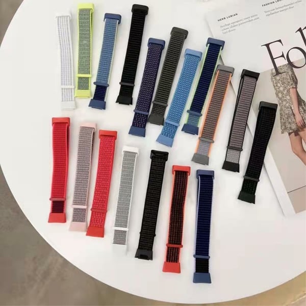 Fitbit Charge 5/6 Nylon Strap Quick Release Sportsklokkearmbånd - Militærgrønn