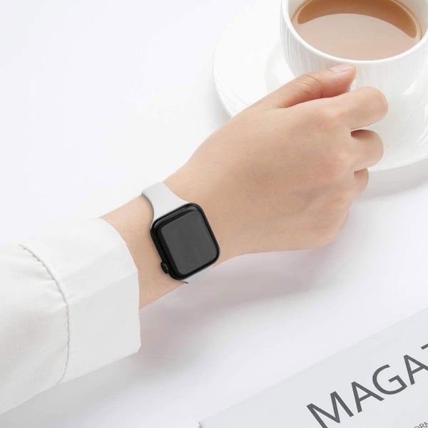 Størrelse S Apple Watch Series 49mm - 45mm - 44mm - 42mmSilikonarmbånd - Hvit