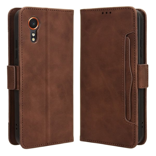 Lommebok-etui i moderne skinn-design Samsung Galaxy Xcover 7 - Brun