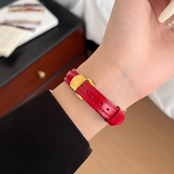 Apple Watch Series 49mm - 45mm - 44mm - 42mm Ekte ku skinnrem - Rød + Spenne I Gull