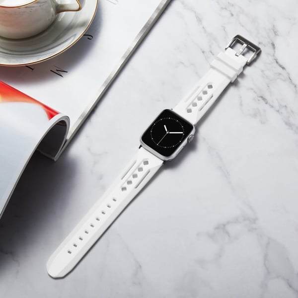 Apple Watch Series 49mm - 45mm - 44mm - 42mm Silikonklokkearmbånd hul - Hvit
