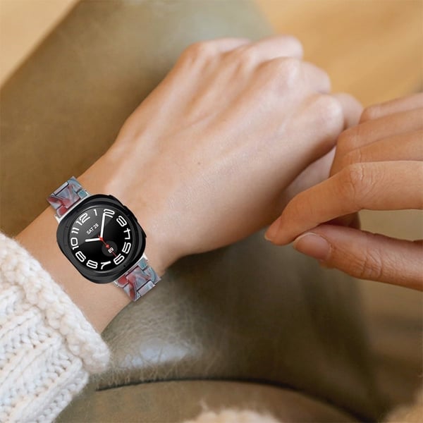 Samsung Galaxy Watch Ultra 47 mm vanntett harpiksakrylklokkerem med spennedesign - Style I