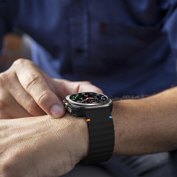 Samsung Galaxy Watch Ultra 47mm Silikone Urrem Wave Stitching Armbånd - Sort