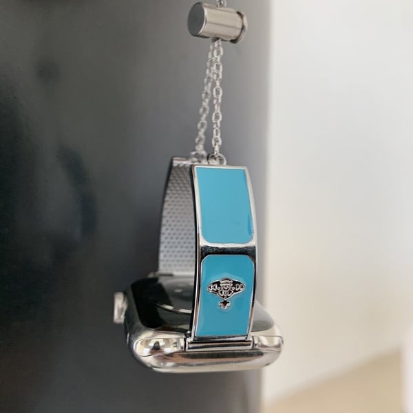 Armbånd Apple Watch Series 41mm - 40mm - 38mm Emalje Saturn-armbånd i metall - Kremblå