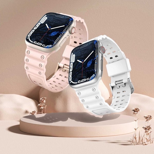 Apple Watch Series 8 (45 mm) / Watch Ultra silikoneurrem med to rækker huller - Gennemsigtig