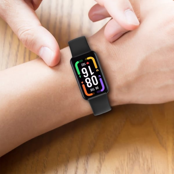Xiaomi Redmi Smart Band Pro ensfarget klokkerem i silikon - Beige