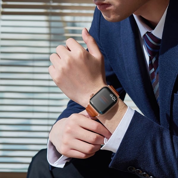 Urrem i ekte skinn med dobbel ring for Apple Watch (41 mm) - Brun