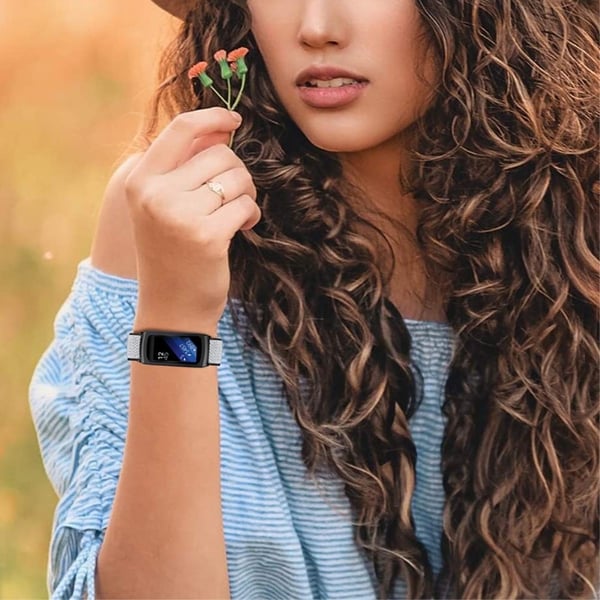 Samsung Gear Fit2 klokkerem i nylon - Svart / Hvit