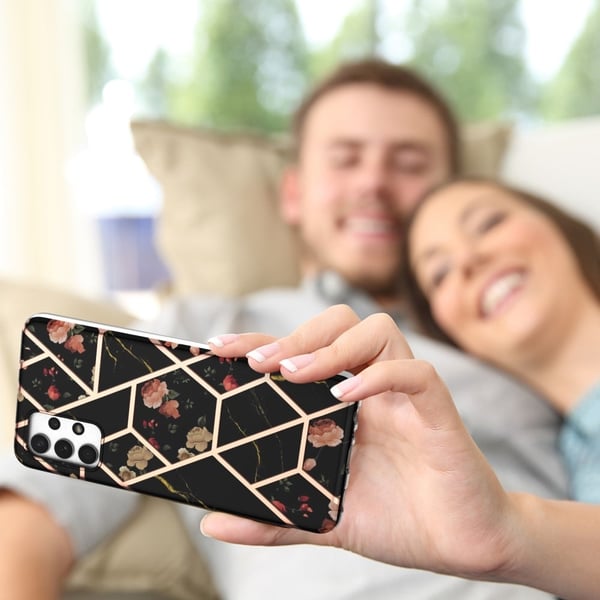 Marmordesign Samsung Galaxy A23 deksel - Svarte Blomster