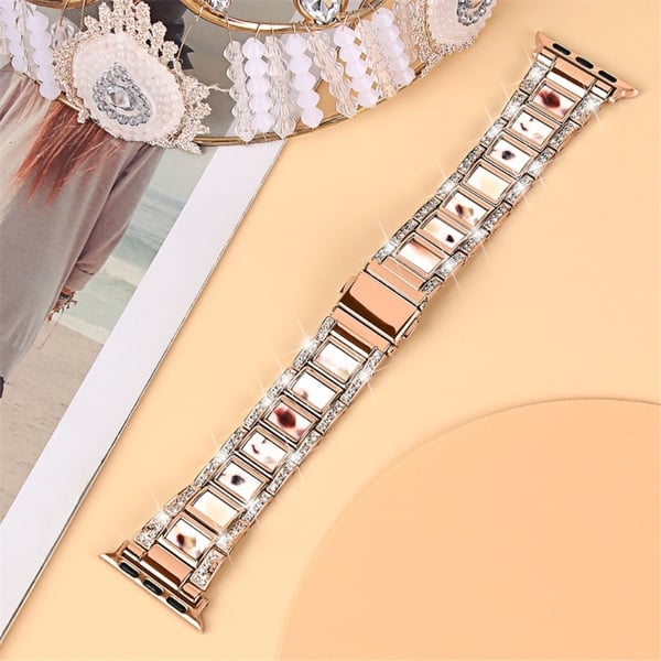 Apple Watch (45 mm) urrem i rustfrit stål med rhinestone-dekor - Rødguld / Nougat-Mønster