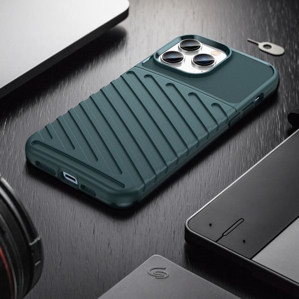 Thunder iPhone 14 Pro Max Suojakotelo - Vihreä